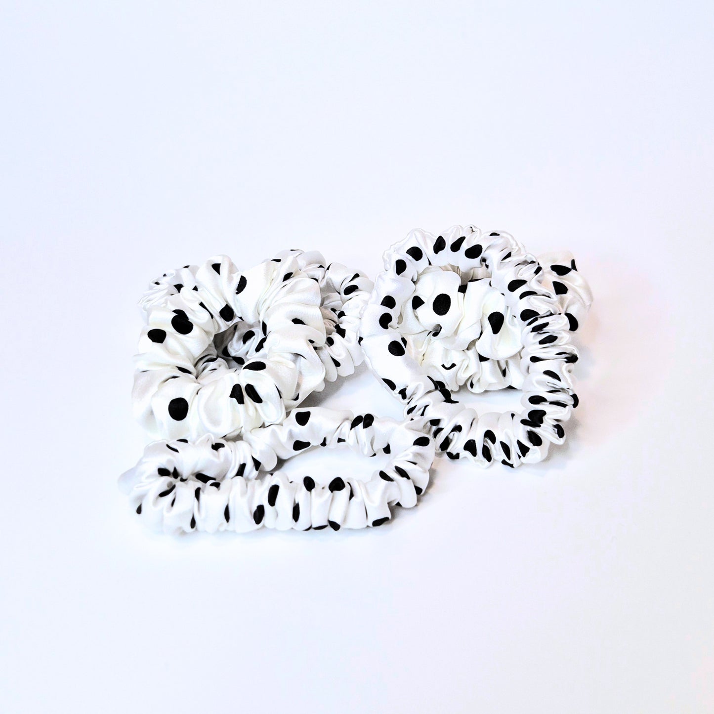 B/W Spotty Slim Silk Scrunchie