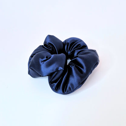 Cloud Silk Scrunchie - Silk Base